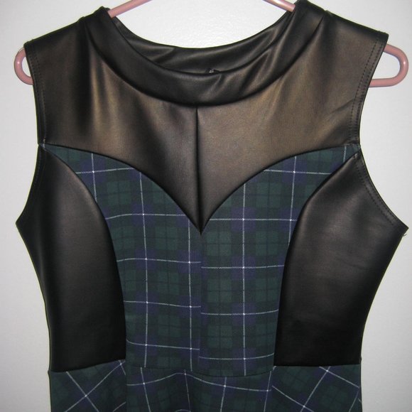 FIGA Tartan/Faux Leather dress, size 14, green/blue/black - Picture 2 of 11